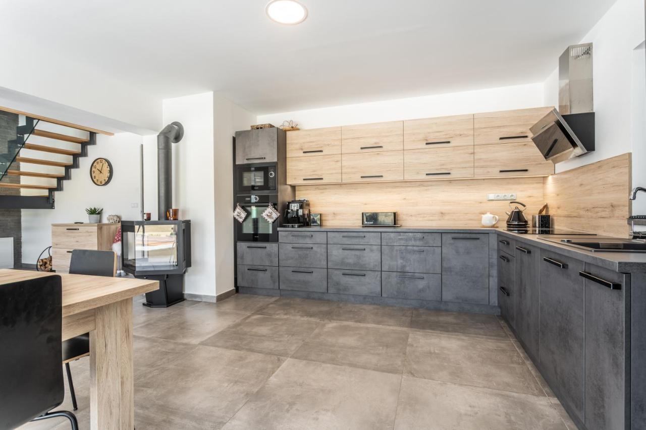 Apartman Sonnenberg - Klinovec Loučná pod Klínovcem Bagian luar foto